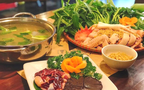 Lẩu gà bỗng rượu: Món ngon dung dị hòa quyện nét truyền thống và dư vị thanh tao của ẩm thực Hà thành