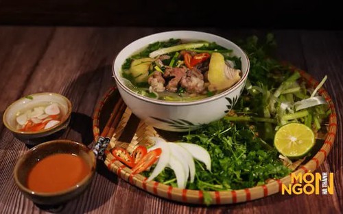 Phở Khôi Hói phố Hàng Vải: Hơn 30 năm giữ vị phở bò truyền thống từ thời Mậu Dịch giữa lòng phố cổ Hà Nội