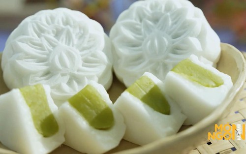 Bánh dẻo cốm dừa: Thưởng thức hương thu trong món quà đoàn viên lưu giữ tinh hoa nghề truyền thống và ký ức mùa trăng